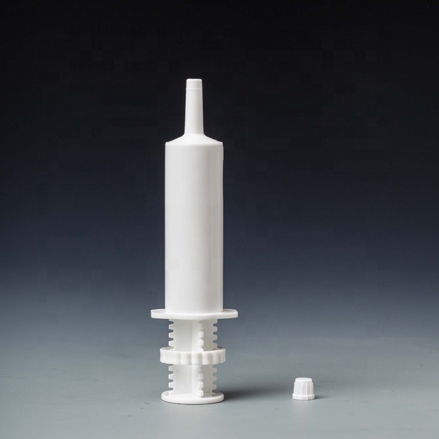 plastic packaging container 60 ml dispenser exact dose syringe veterinary horse calmer syringe for packaging animal medicine