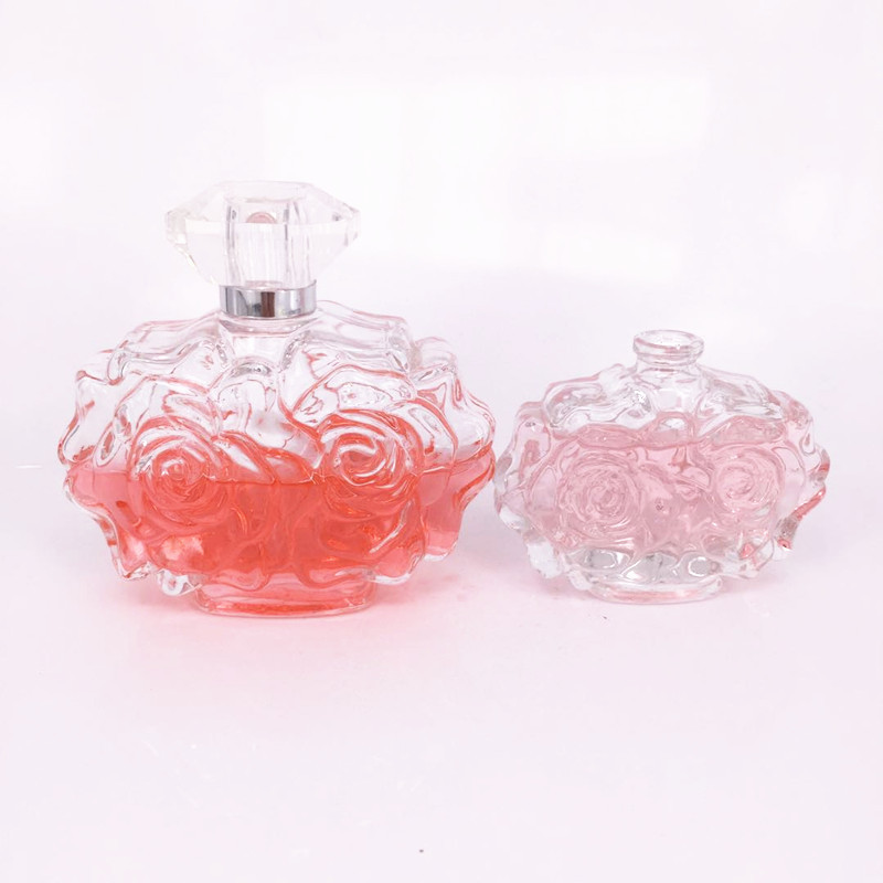 best-selling Flower shape cosmetic Glass perfume bottle Custom spray bottle 30 ml 50 ml Bayonet perfume bottle