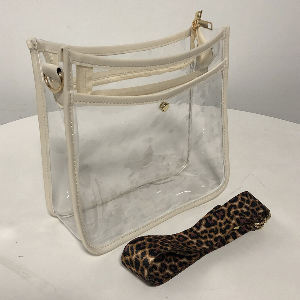 Hot Selling Clear PVC Stadium Approved Purse With Leopard Strap with Zipper Top Travel Bag Transparent PVC Crossbody Bag