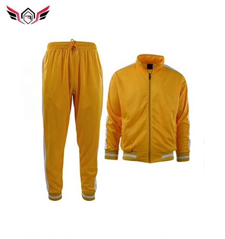 Most Selling Wholesale gym fitness wear zip up hoodie and Joggers Outdoors custom Training Tracksuits