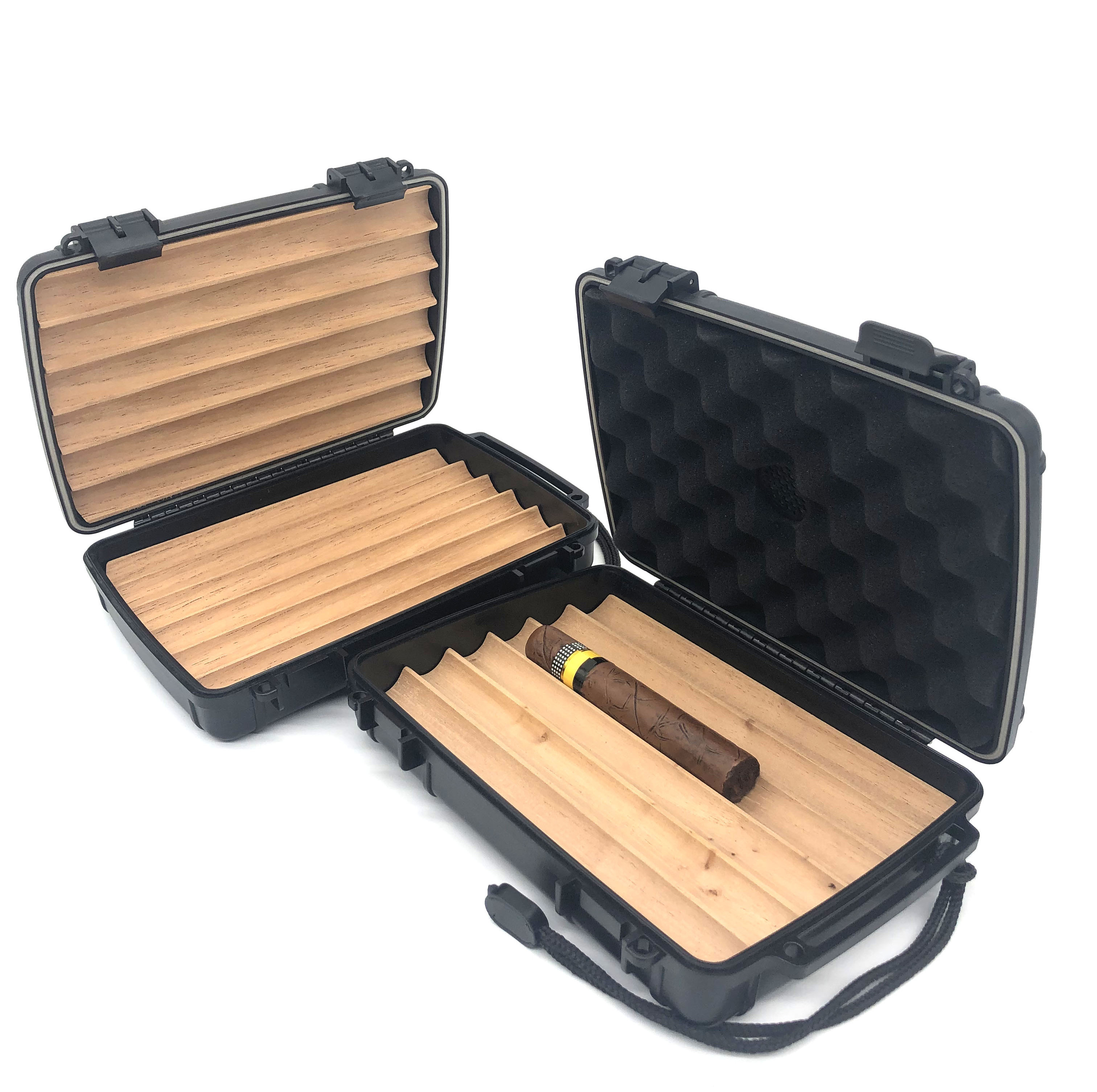 Portable Plastic Designed smoking Roll Smoking Storage Travel Cigar Humidor Case with Custom foam Lighter Cutter