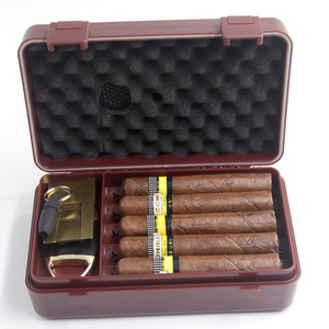 Custom Personalized Travel Humidor Plastic Cigar Holder with Accessories for Cigar Gift Box and Case