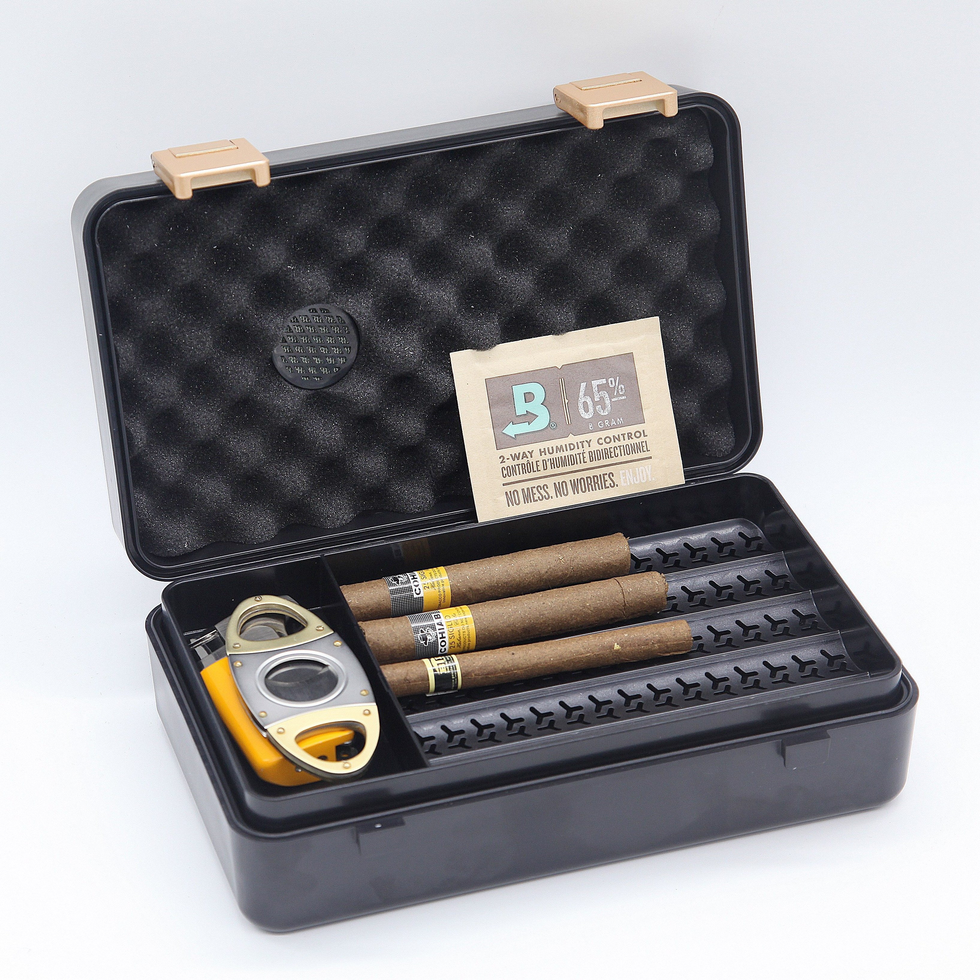 Factory Direct Travel Cigar Kit Portable Moisture-Proof Plastic Humidor with Cutter and Lighter Cigar Bar Cabinet Case Box