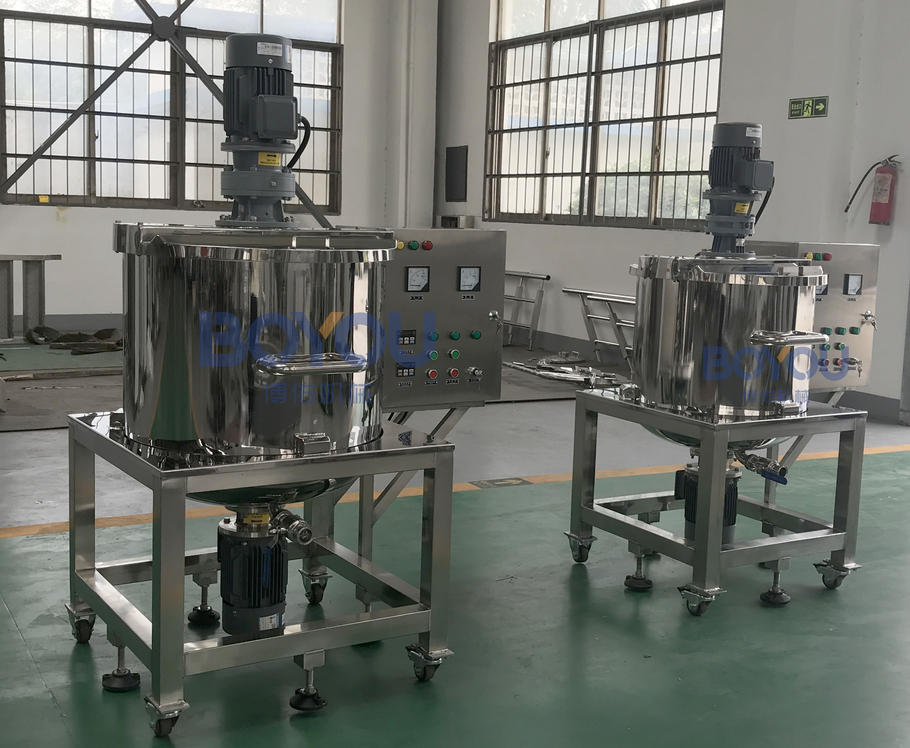 Cosmetic Machine Cream Detergent Mixing Equipment Jacket Heating Mixer Tank Agitator Blades Stainless Steel Lotion Shampoo