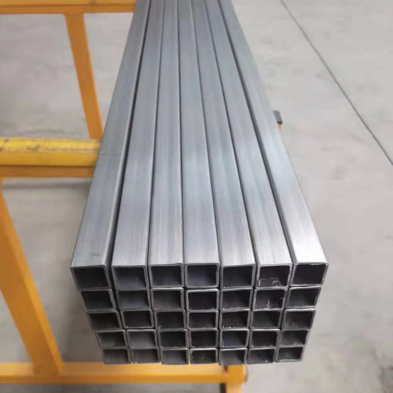 High quality Gr2 Gr5 titanium square tube for industry