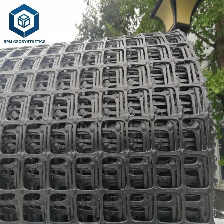 800-100KN Polyester Geogrid PET Uniaxial Geogrid with PVC Coating for Slope Protection Railway Road Construction