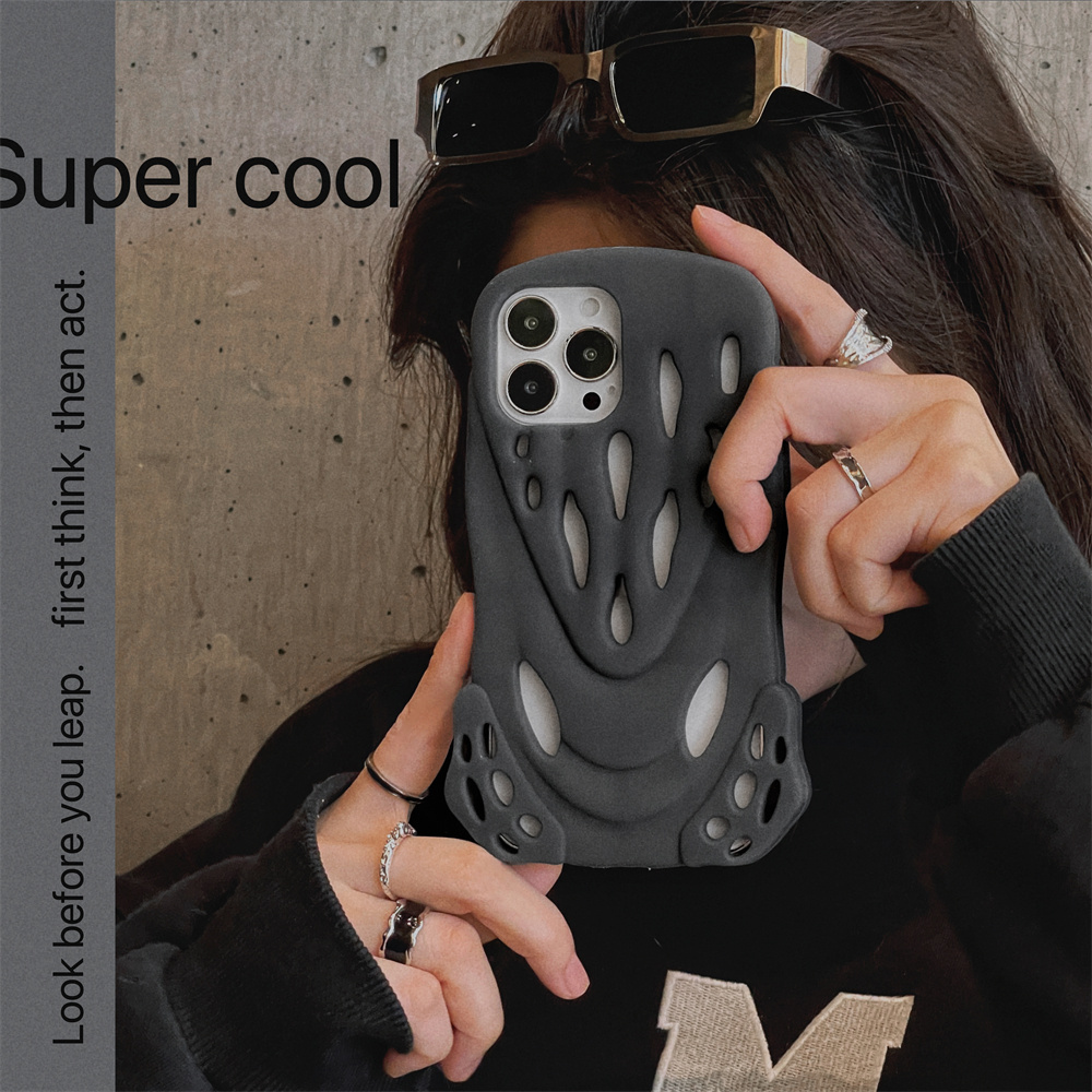 Low price of Brand new hollow shoes phone case cooling silicone phone case protection soft cover for iphone BQC CASE