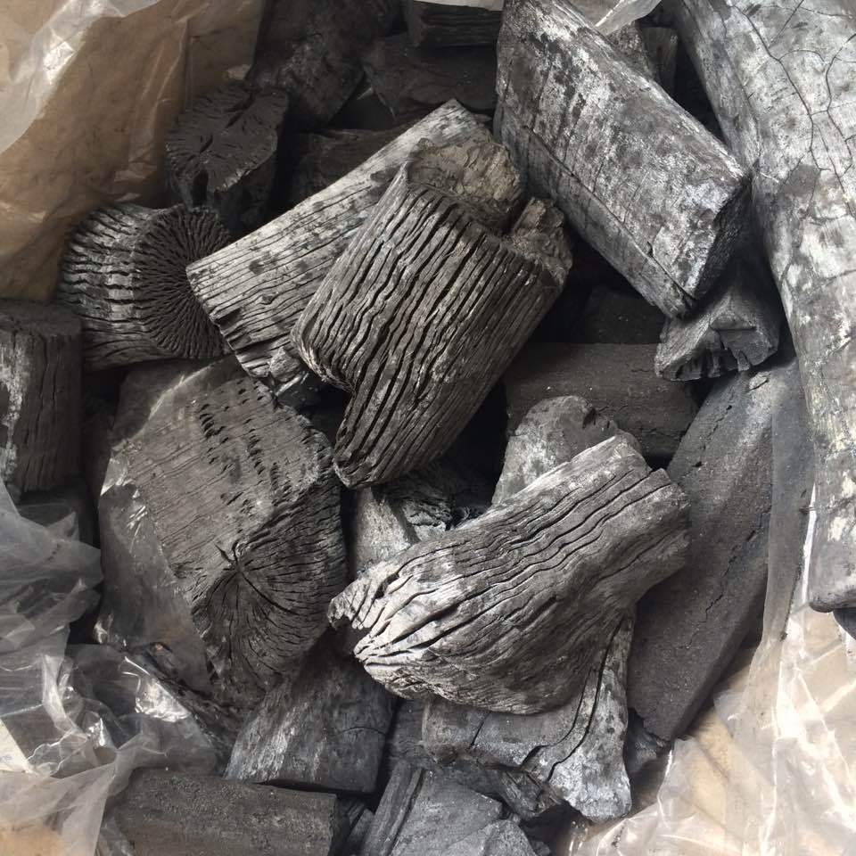 Wholesale Supplier of BBQ Charcoal Natural Quebracho Hardwood Charcoal for Restaurants