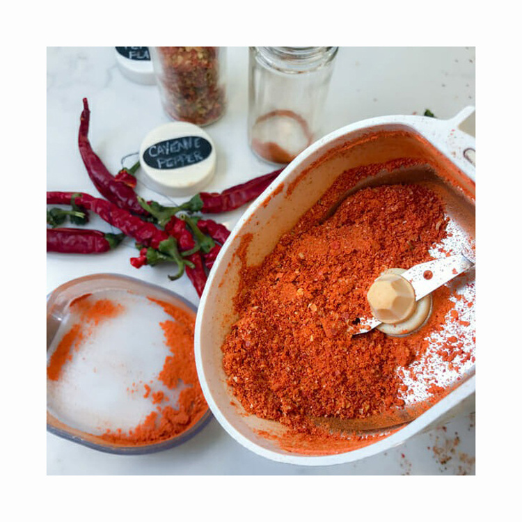 Wholesale Bulk Cayenne Pepper Chili Powder Natural Dark Red Colour BBQ Red Chili Spices Seasoning full of Flavour 100% Pure