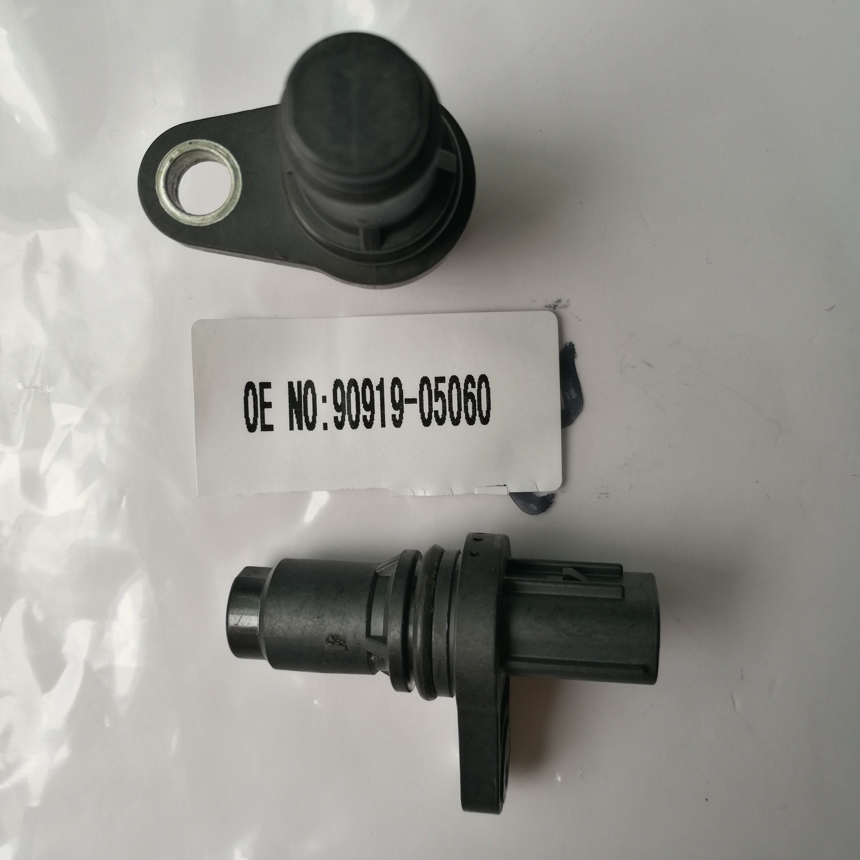 Genuine Camshaft Position Sensor OEM 90919-05060