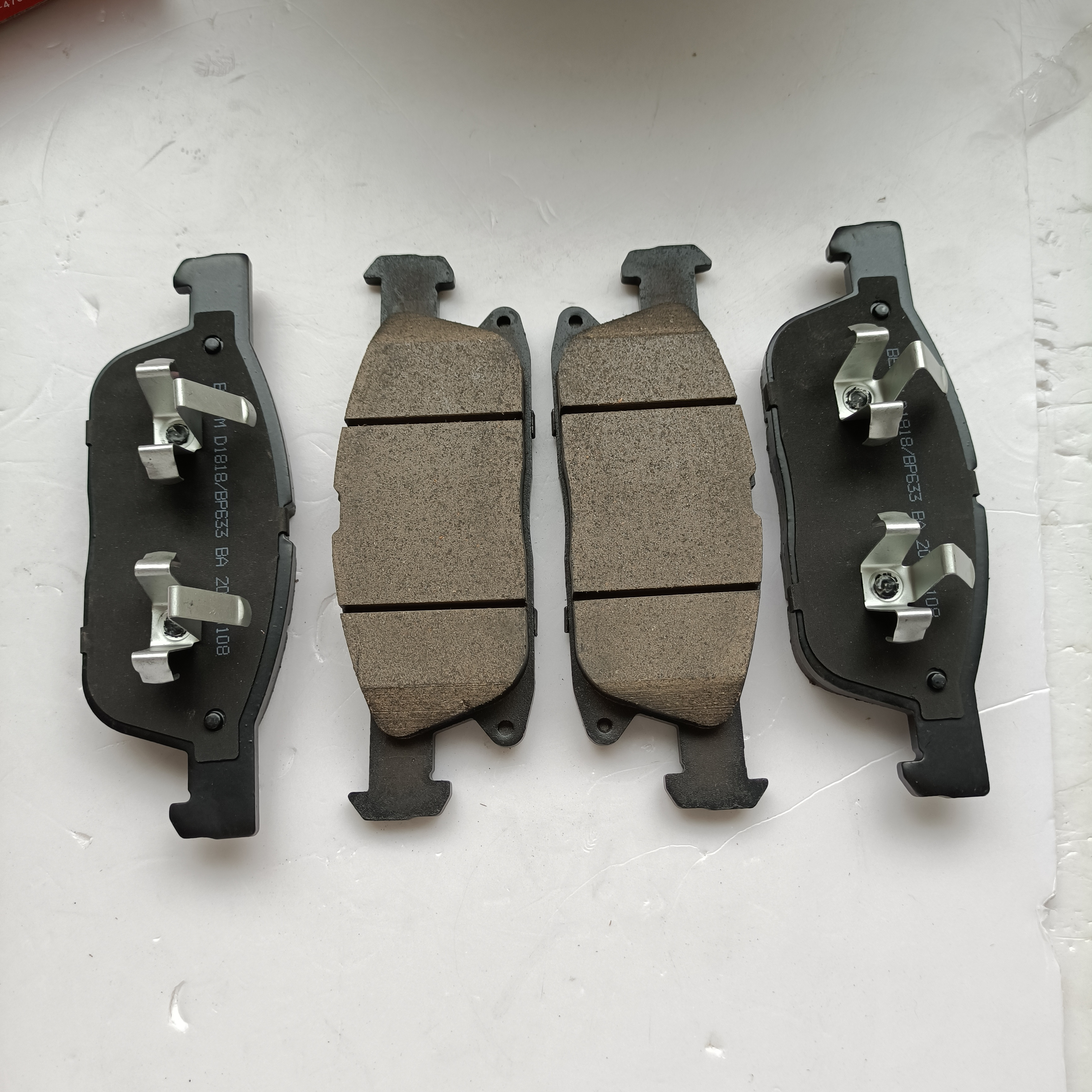 Auto Parts Front Brake Pads for CHANGAN CS95 Universal Car S401031-1001