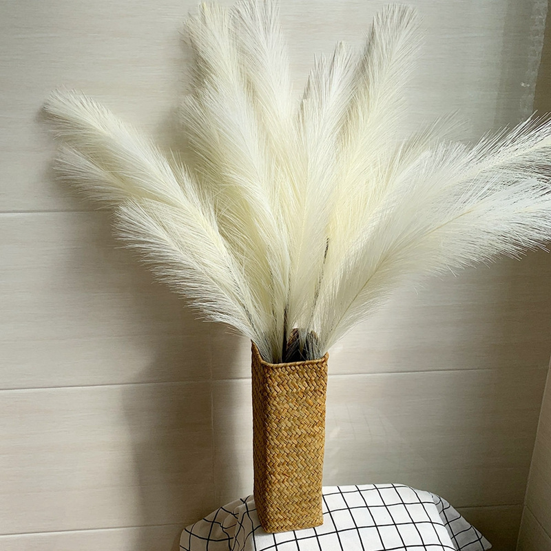 Faux Pampas Grass 2021 Hot Sale Tall Artificial  Pampas Grass Fluffy Beige Color Simulated Pampas Grass For Decoration