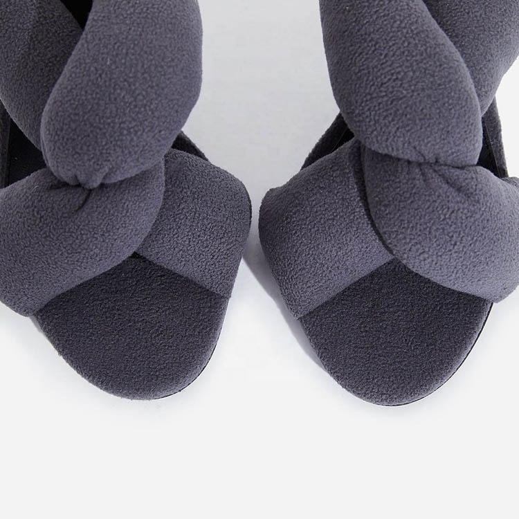 Cotton upper material woman slipper with rubber outsole