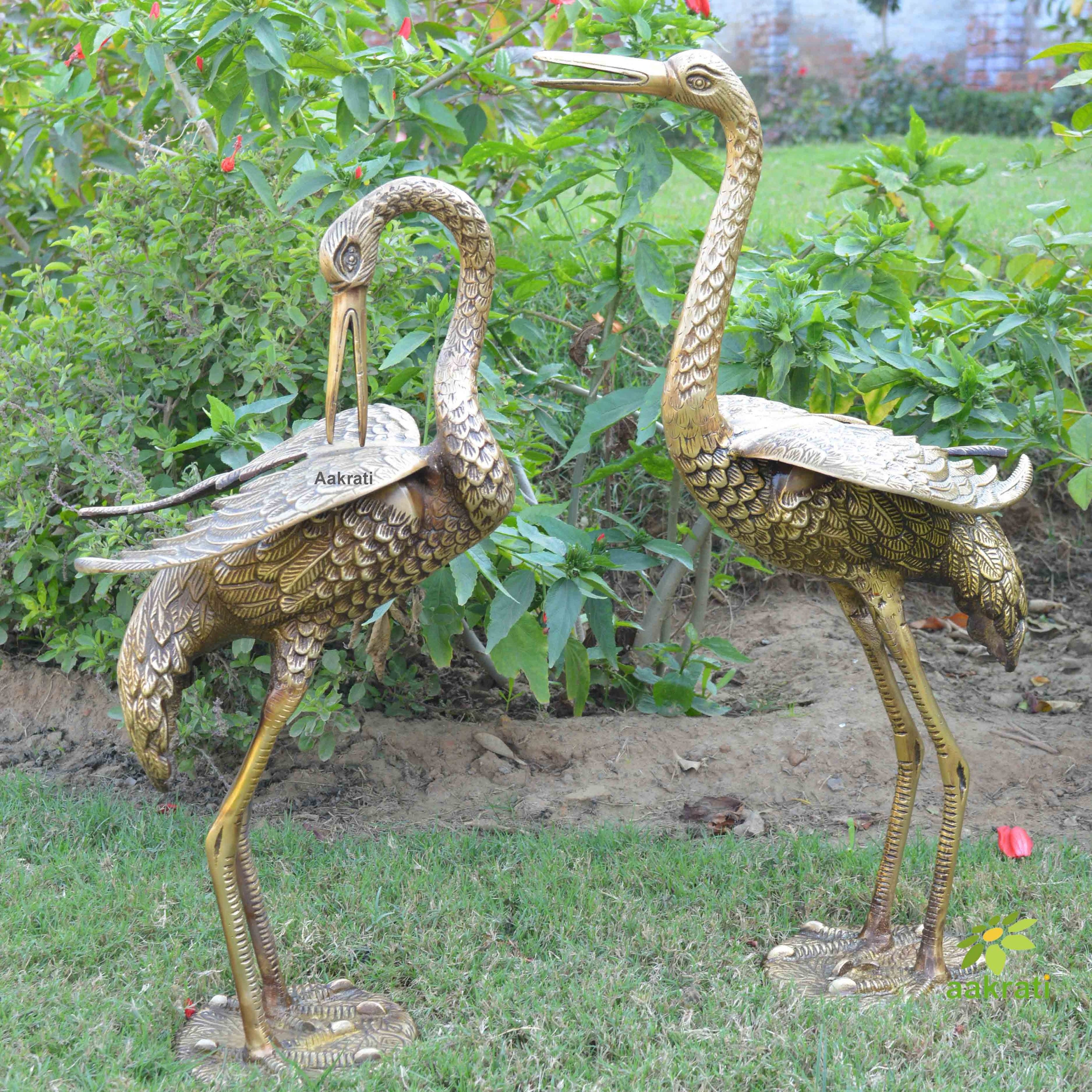 Garden Crane Statues Brass Antique finish Standing Metal Crane Sculptures Bird Yard Art for Outdoor Decor Set of 2