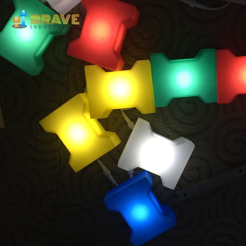 China factory hot selling 16 colors changed  LED floor tiles