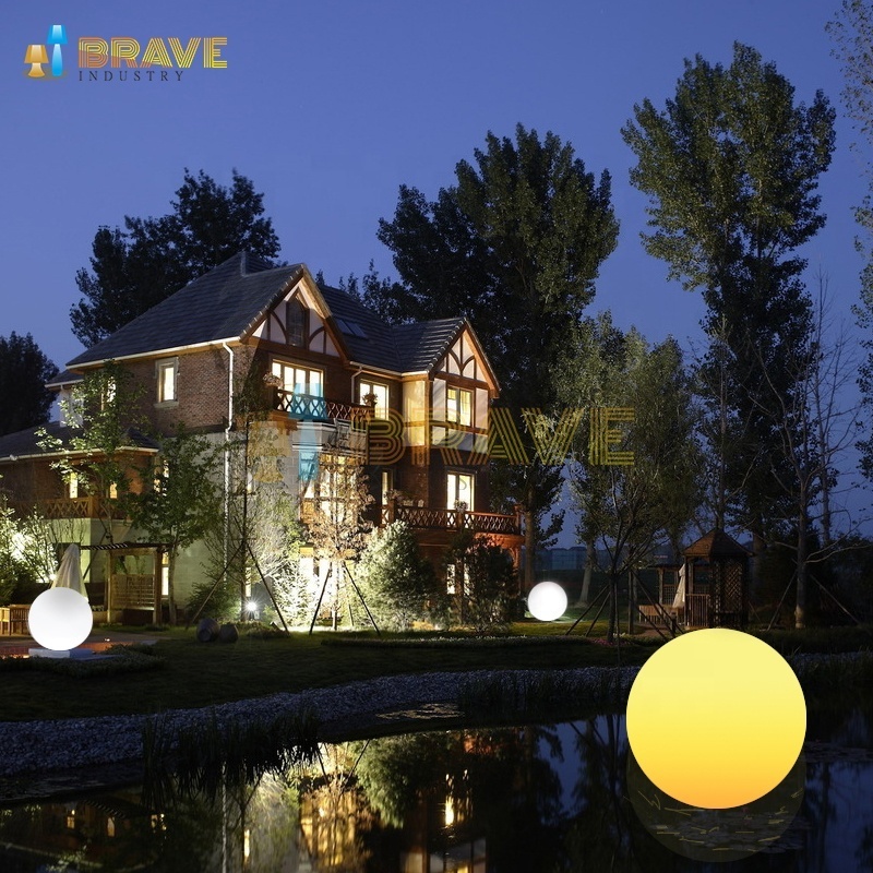 New Design Courtyard Style Waterproof Lawn led round solar ball light garden