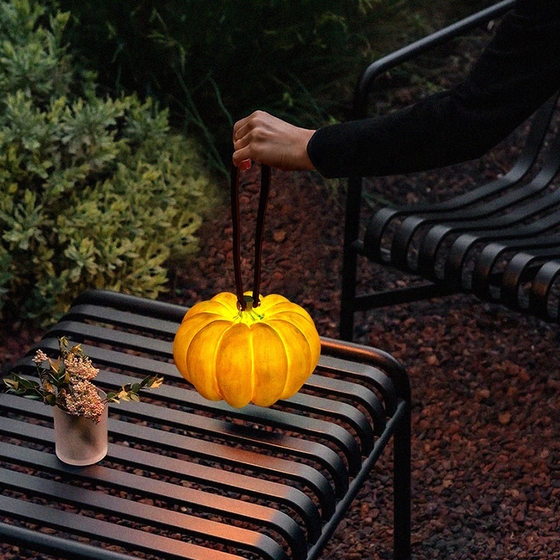 Factory New Outdoor Decoration Garden pumpkin lanterns Solar Light LED Portable Pumpkin Lamp