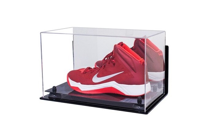 Manufacturer custom Perspex Acrylic football boot display box Acrylic basketball shoe display case