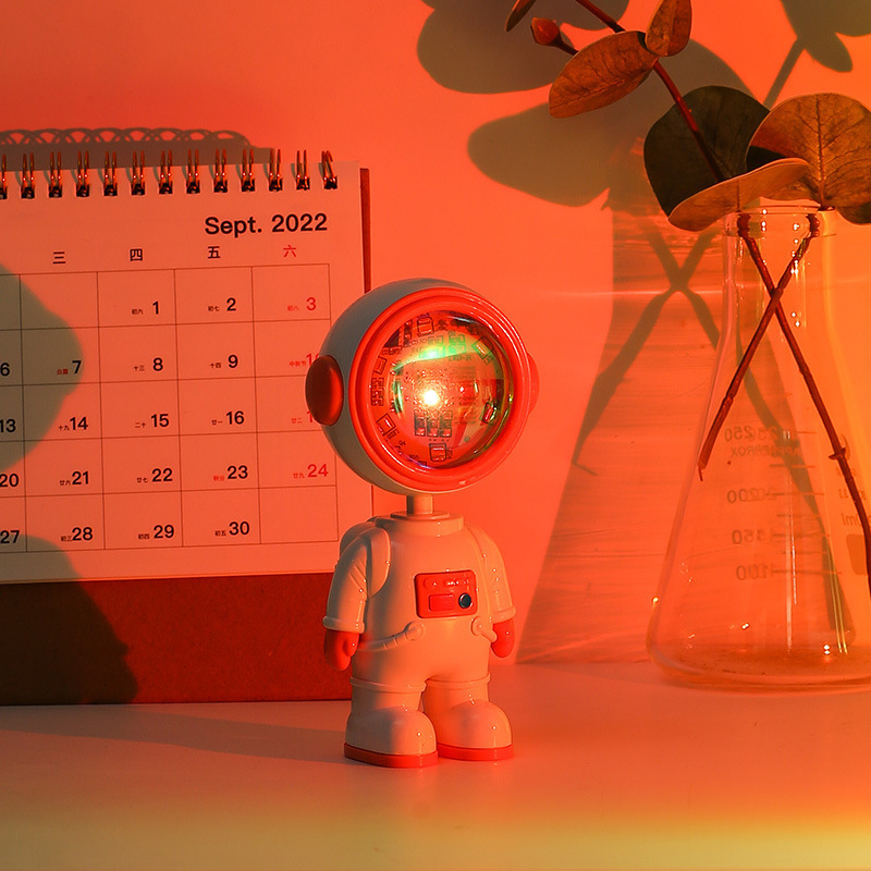 Astronaut Sunset Lamp Projector Light: 7 Colors Mode & Built-in Battery Lights Color Changing Rainbow Sunlight Lamp