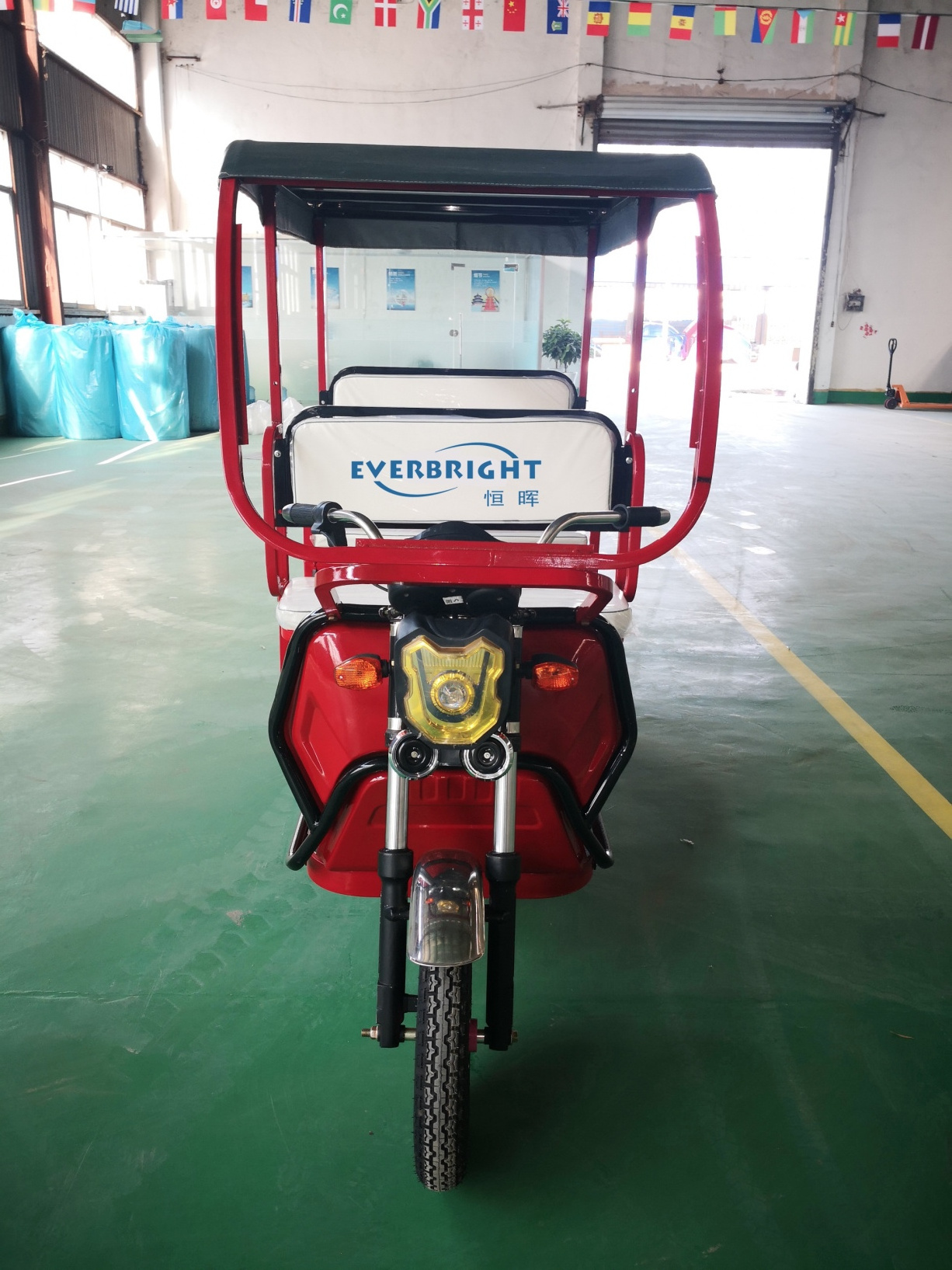 cheap and hot sale 3 wheel electric motorcycle bike/electric scooter enclosed with passenger seat/electric tricycle china