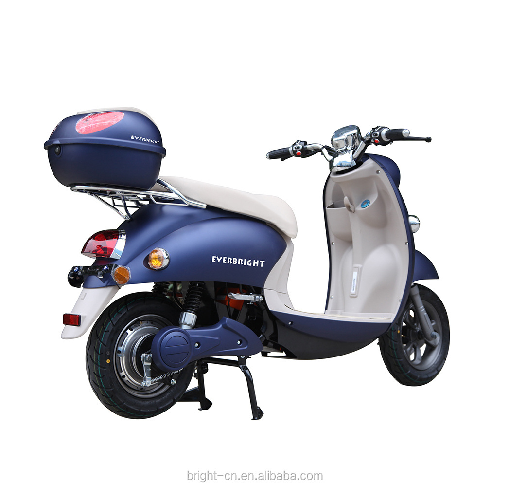 hot sale cute retro EEC fast 1600w electric bike scooter for europe market.