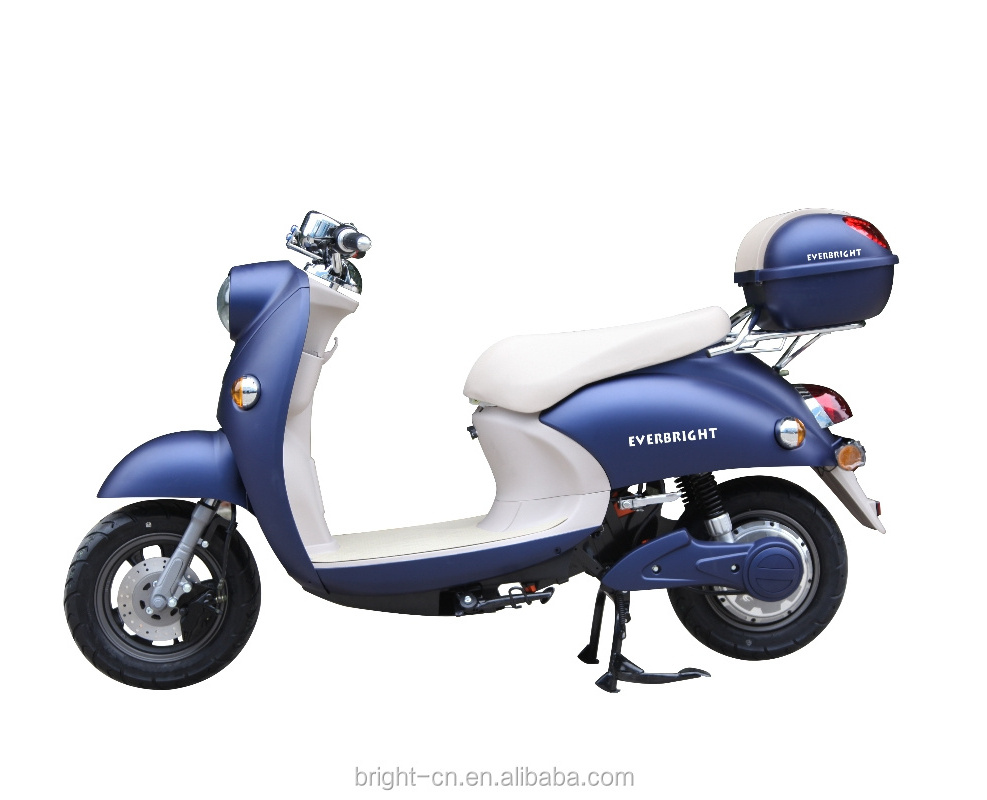 hot sale cute retro EEC fast 1600w electric bike scooter for europe market.