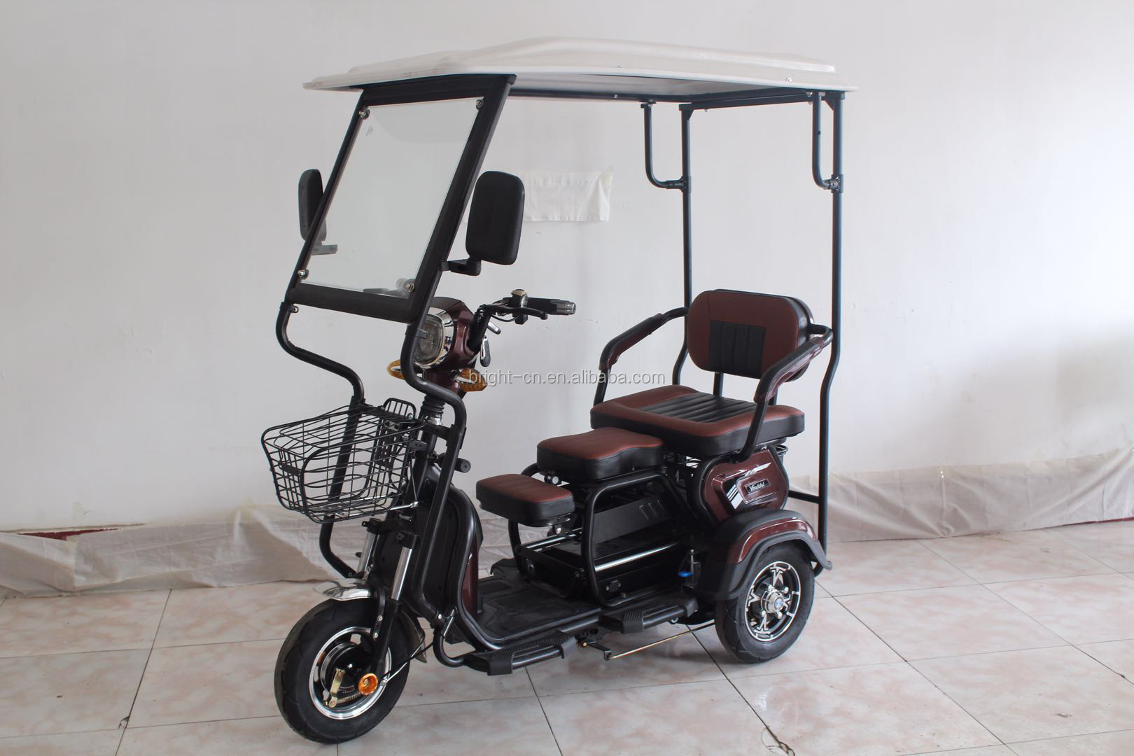 High Quality 3 Wheel Lead Acid Battery Handicapped Senior Electric Tricycles