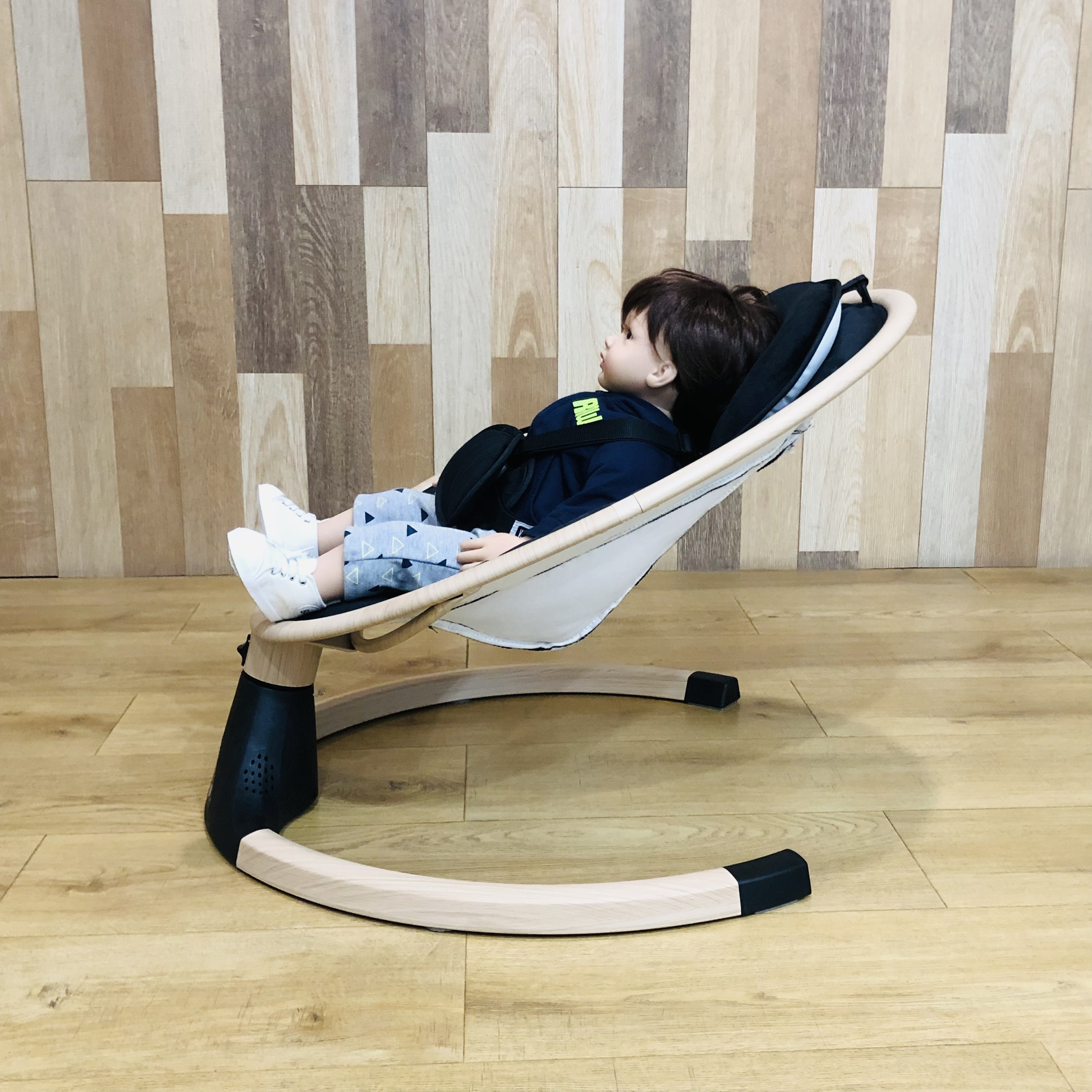 Brightbebe OEM sleeper crib rocking mesh cradle electric Rocker swings ...