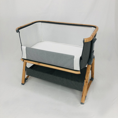 Brightbebe Solid wood crib Best selling solid pine wooden baby bed design swing cot bedside bassinet