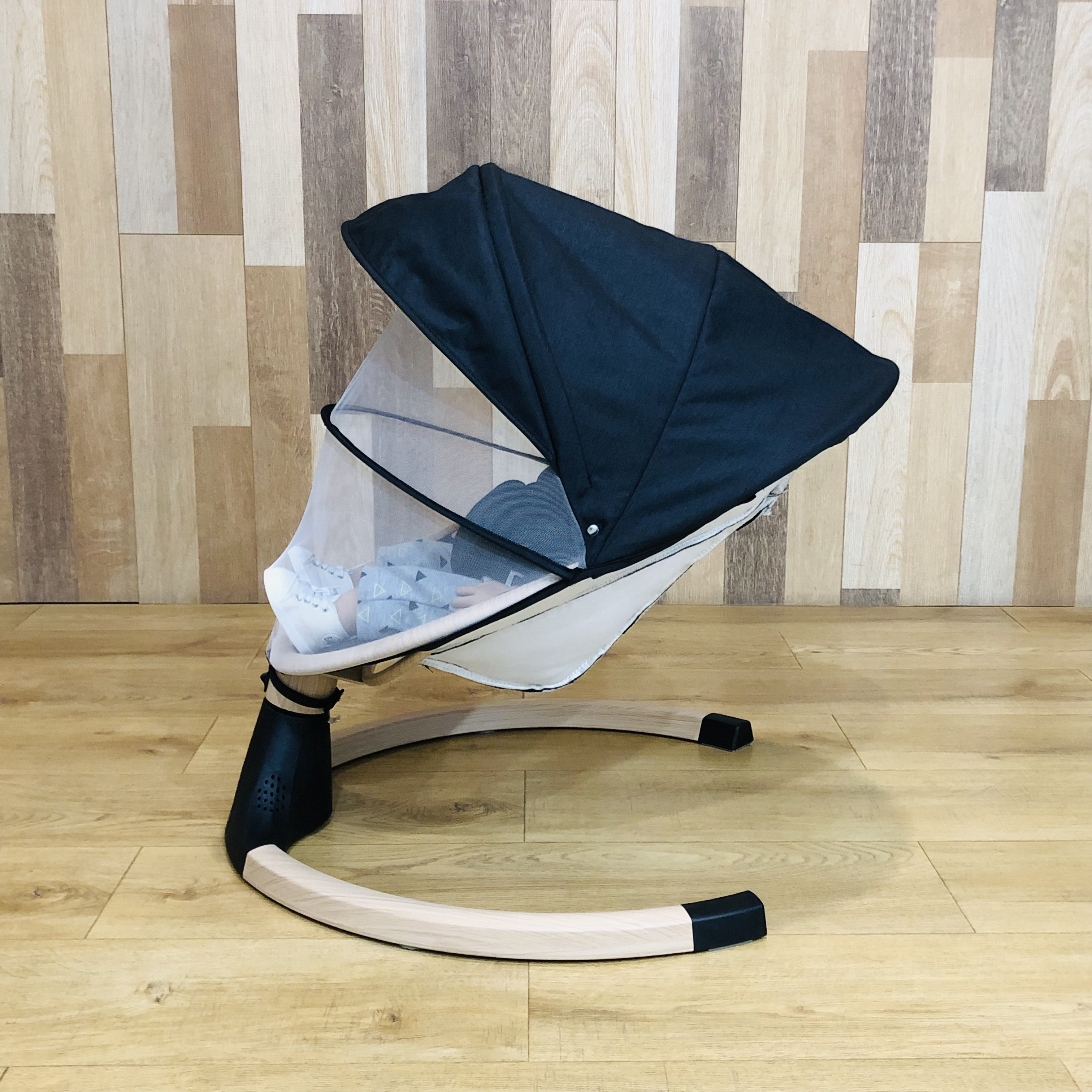 Brightbebe OEM sleeper crib rocking mesh cradle electric Rocker swings and bouncer 2 in1 baby swing chair music