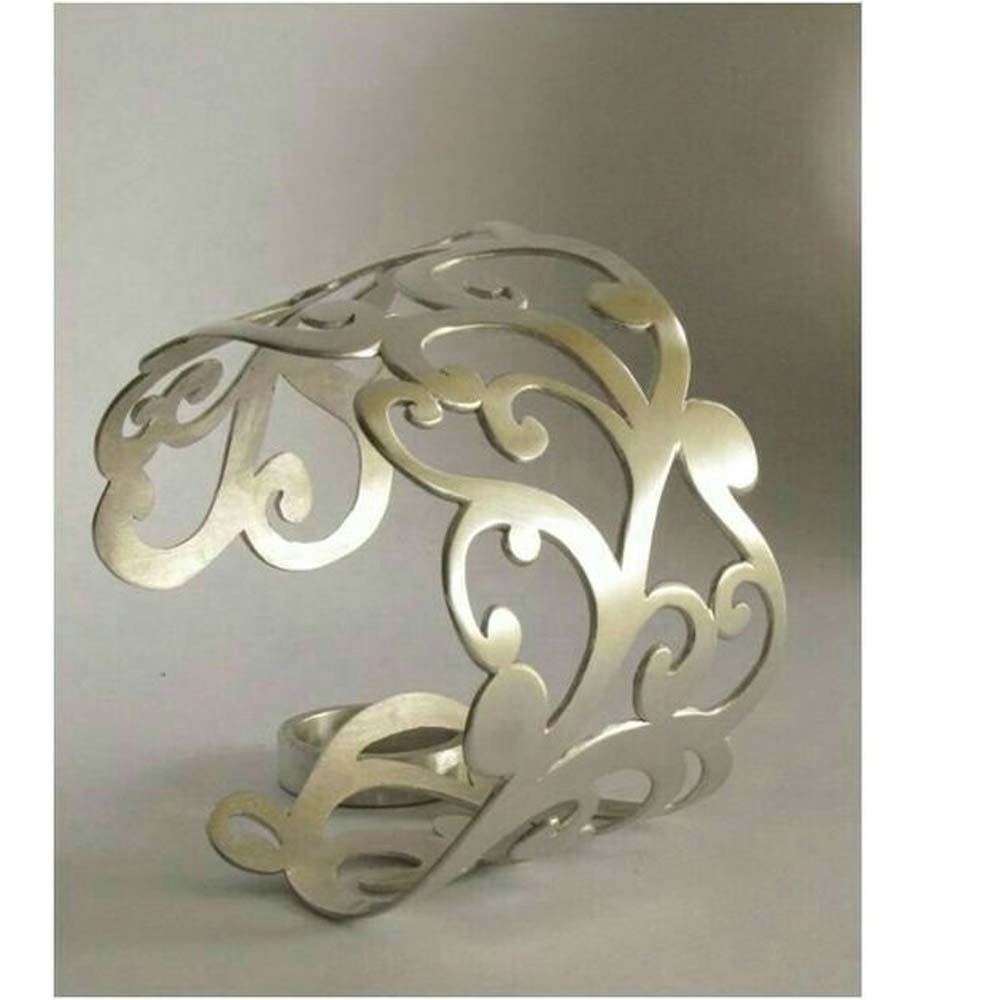 New Design Flower Napkin Holder gold napkin ring wedding Table Decorative Napkin ring Customized high-quality alloy