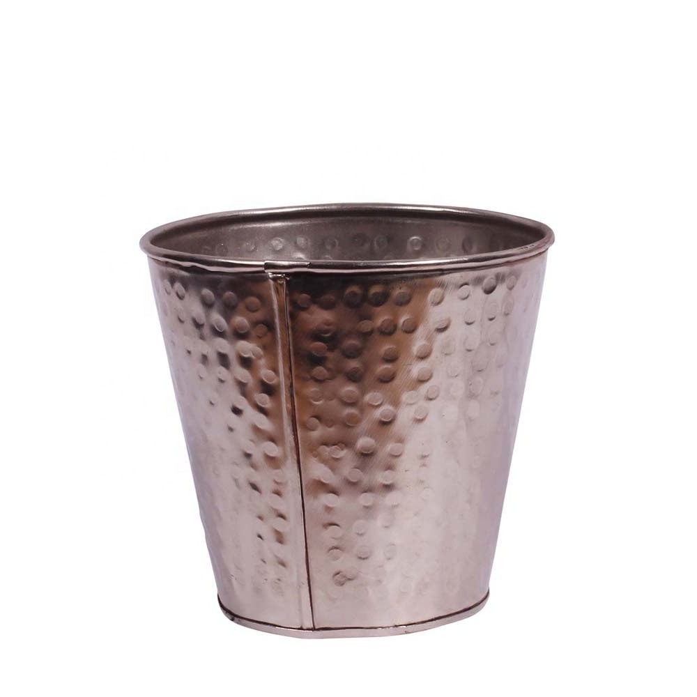 High Grade Factory Direct India at Low Price Hand Hammered Design Metal Round Galvanized Planter with Red Color Stand for Garden