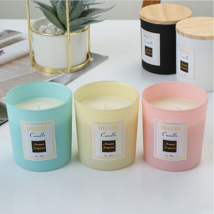 Low MOQ Wholesale Glass Candle Jars with Lid Frosted Empty Candle Jars for Making Candles