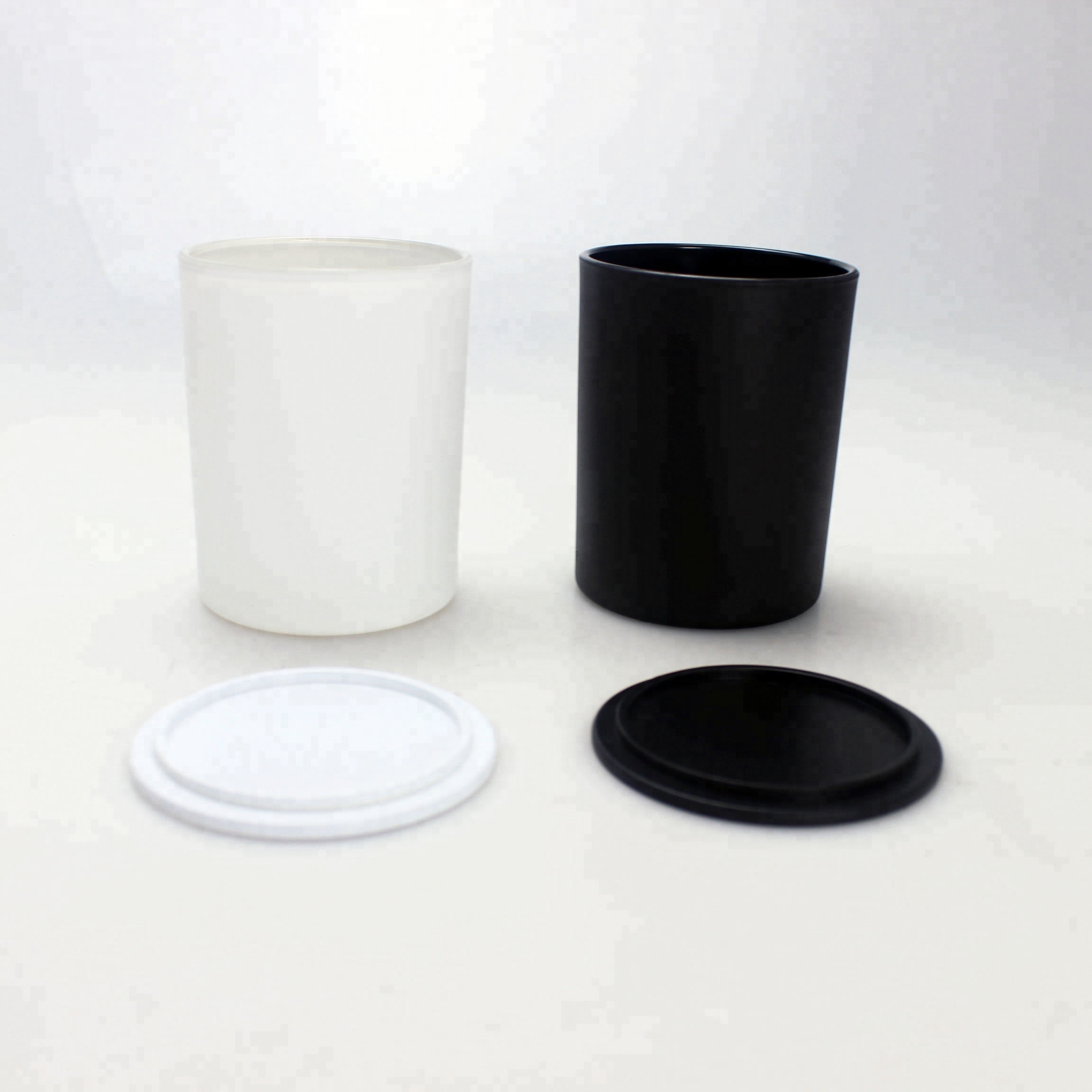 Hot sale white black matte glass candle holder/cup with lid