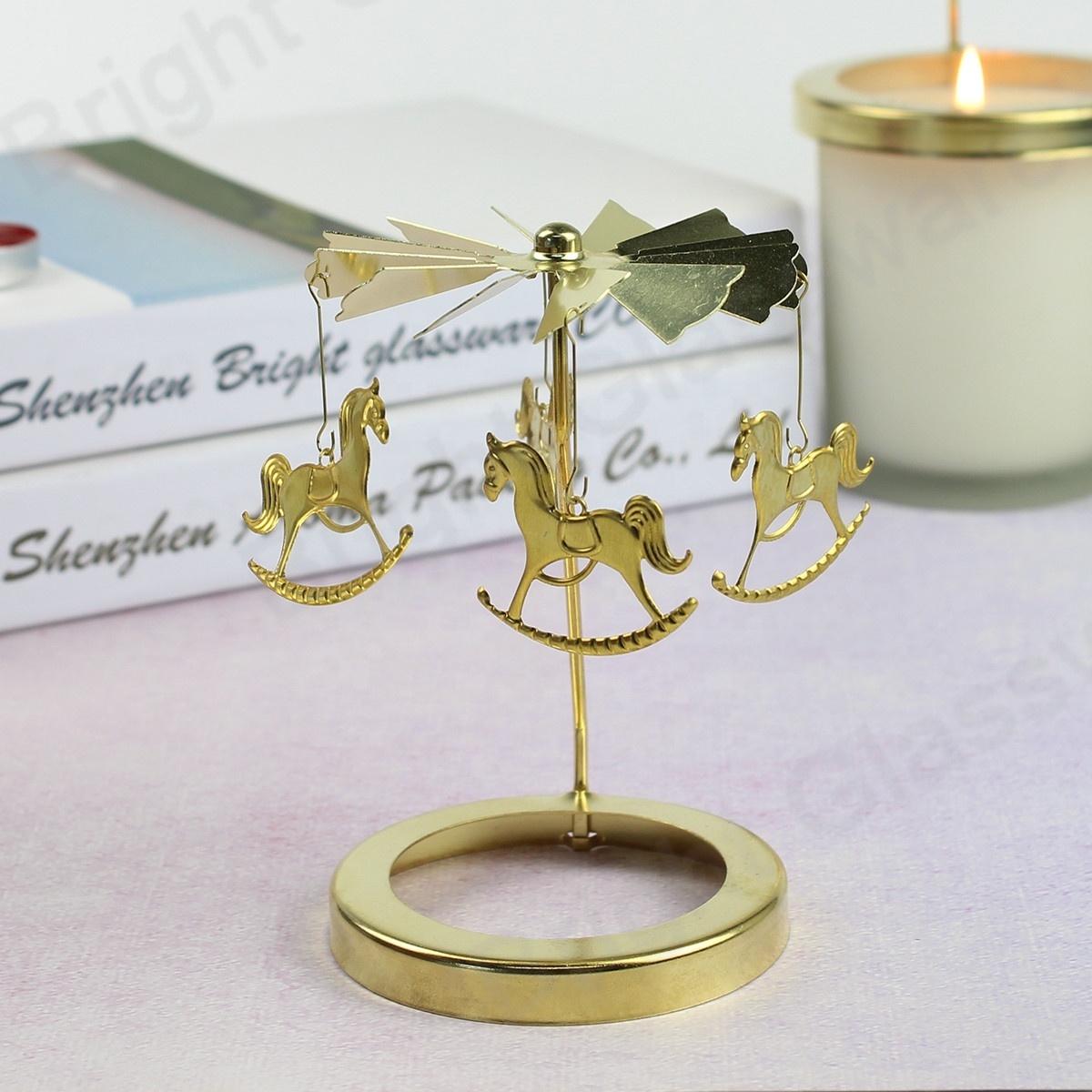 New Arrivals Cute Horse Gold Carousel Candlestick Spinning Rotary Metal Tea Light Candle Holder for Wedding Favors