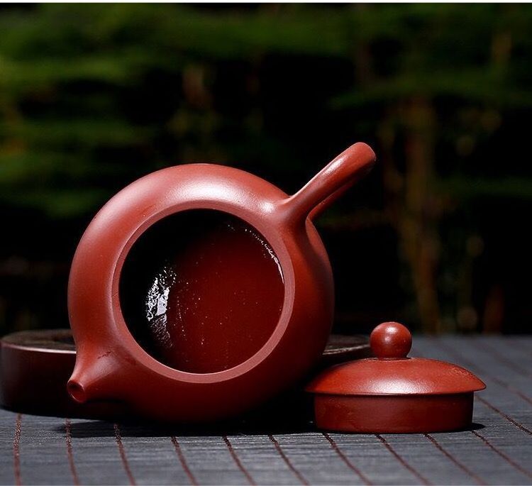 Red Purple Clay Tea Pot Traditional Chinese Tea Pot 150ml