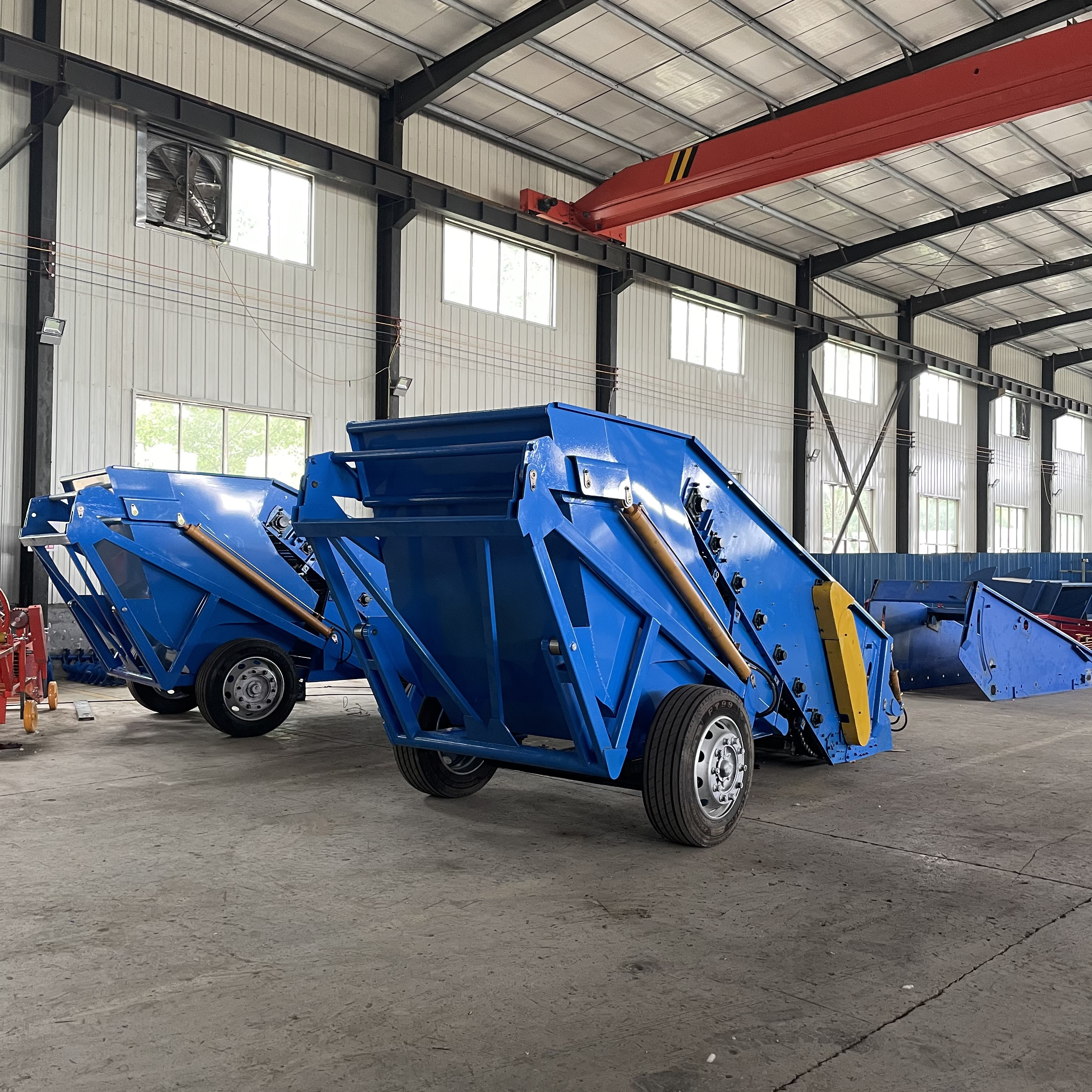 Factory direct selling PJ Gobi stone picking machine stone cleaning machine tractor-tracted farmland stone picking machine