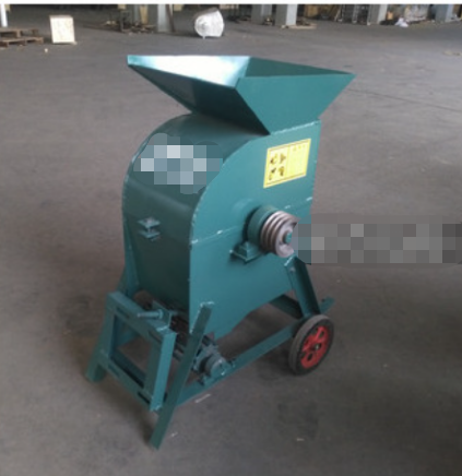 Construction Waste Nutrient Soil Grinder Small Mobile Soil Grinder Planting Soil Grinder With Conveyor Belt