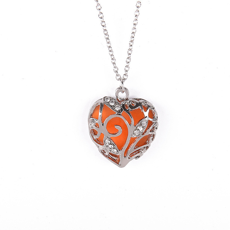 Tree of Life Luminous Necklaces Glow In The Dark Locket Silver Hollow Heart Pendent Necklace