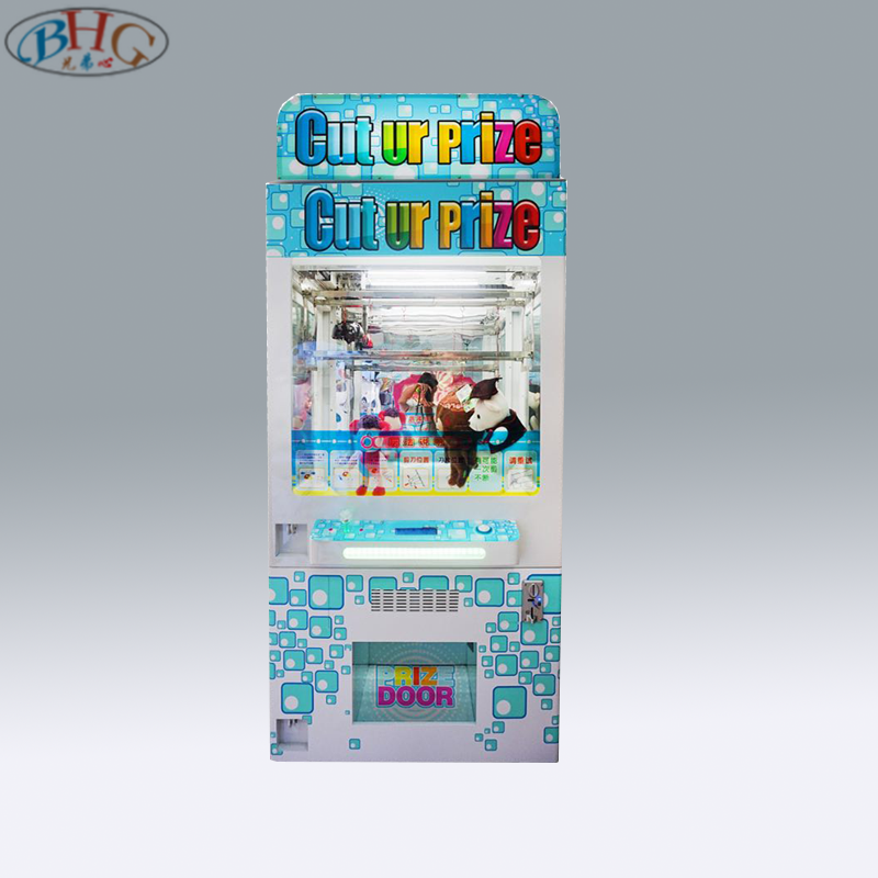 Hot sale gift claw crane vending arcade game machine coin pusher cut ur prize game for theme park