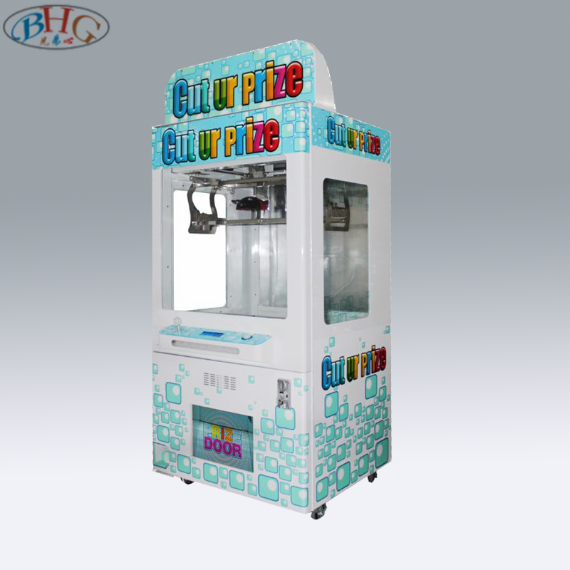 Hot sale gift claw crane vending arcade game machine coin pusher cut ur prize game for theme park