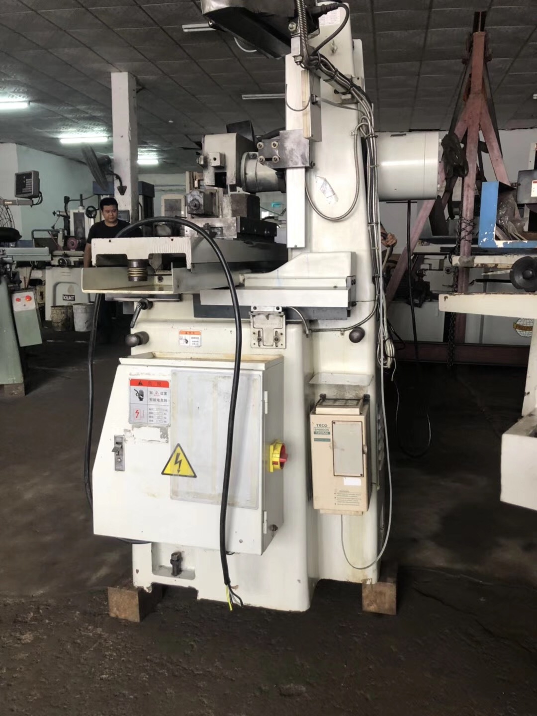 Chinese Taiwan KENTs KGS-618M KENTs Used Surface Grinder Grinding Machine Low Price