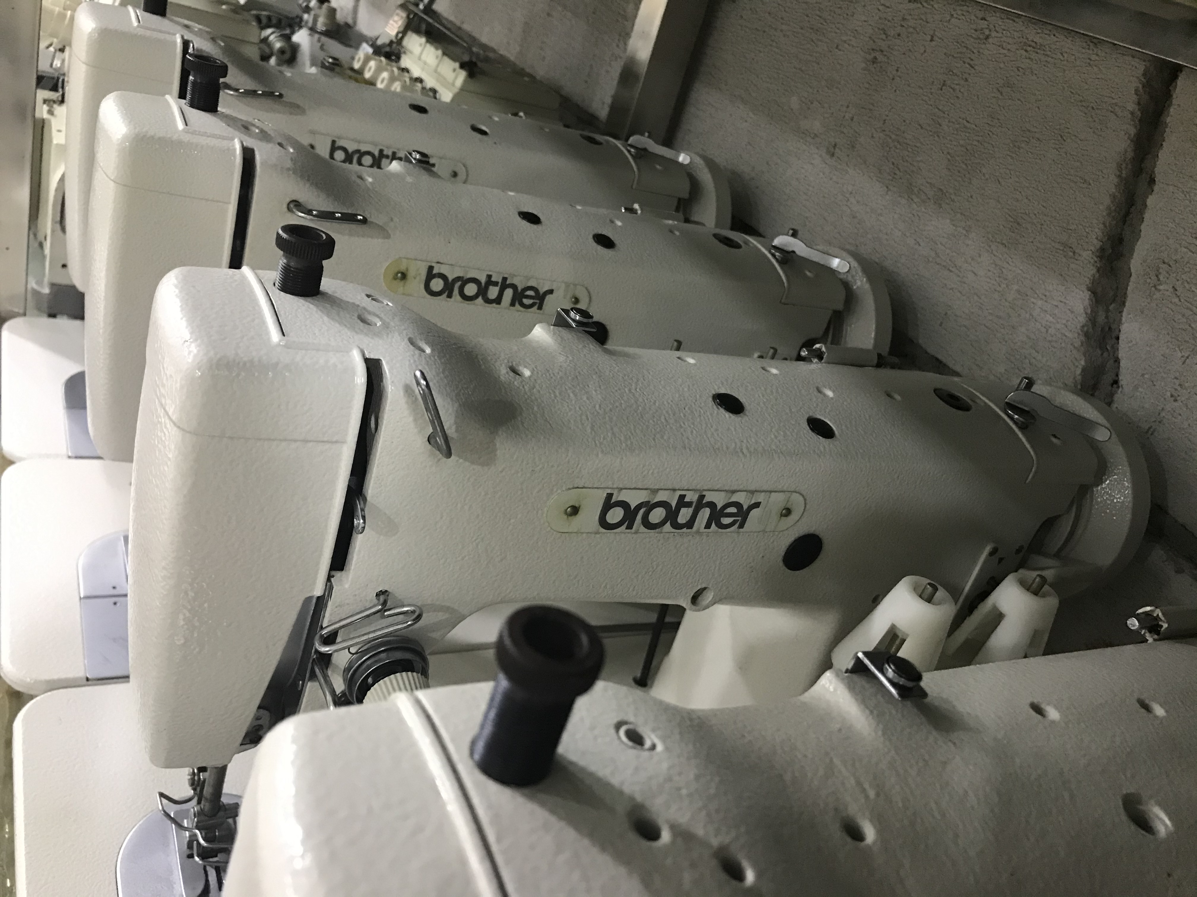 Original Japan brand Brother TZ1-B652 single needle sewing machine used for making clothes