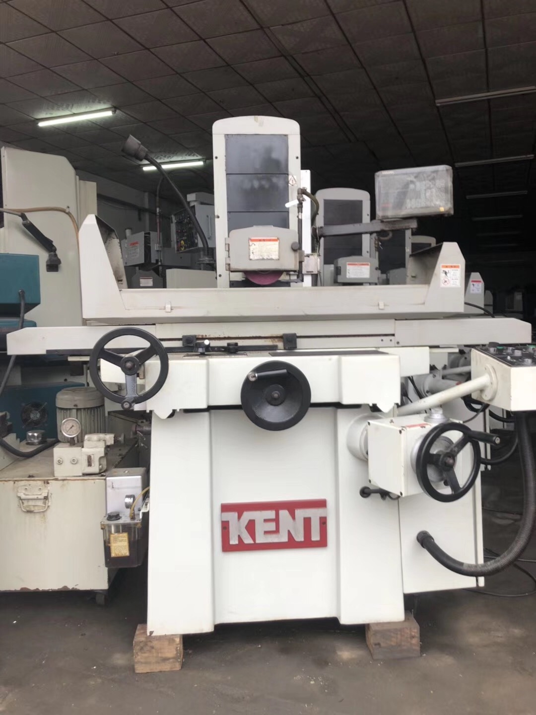 Secondhand KENTs Chinese Taiwan Brand KGS-818 Surface Grider High Precision Grinder