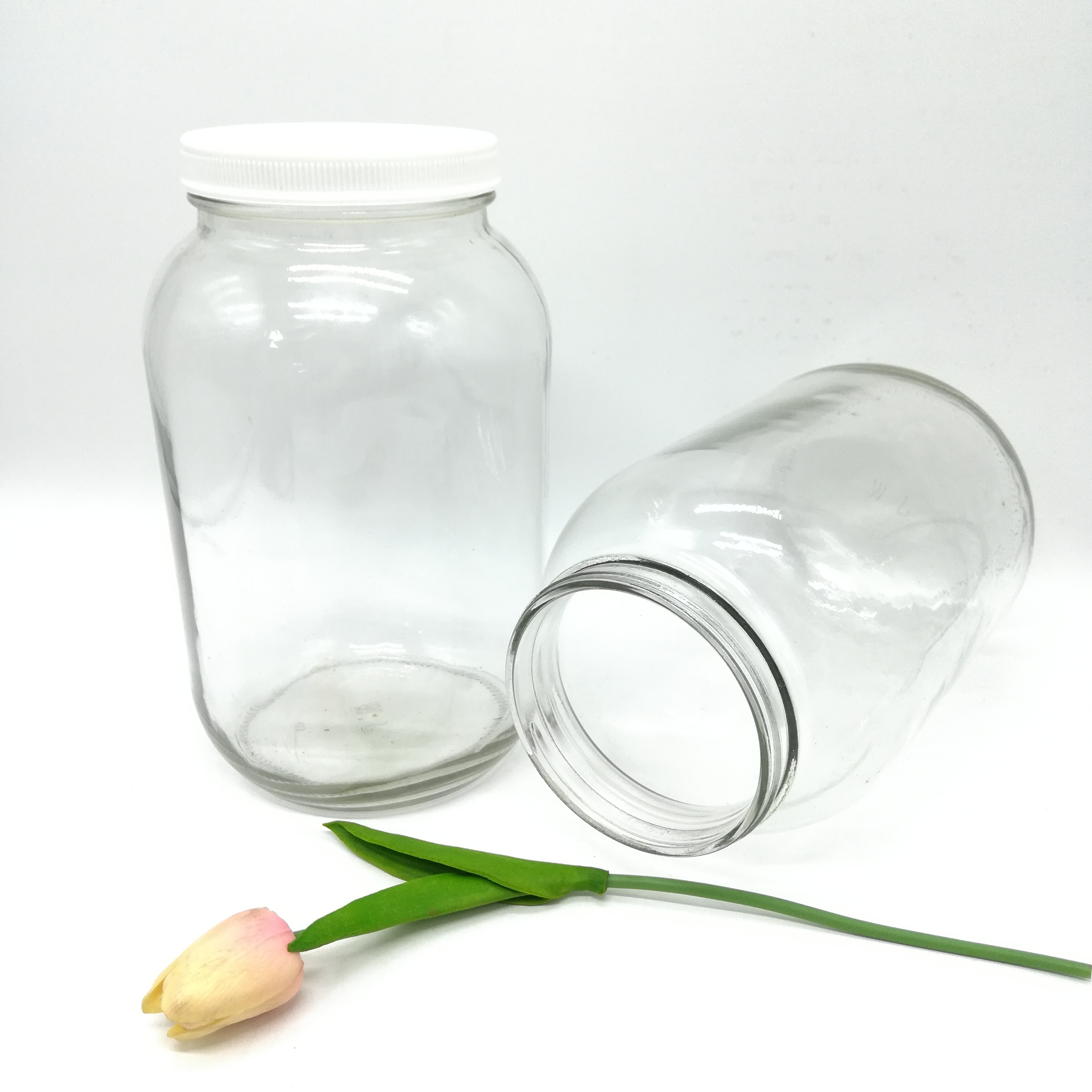 1 gallon jug 128oz Clear Big Glass Bottle with plastic or metal or stainless steel lid