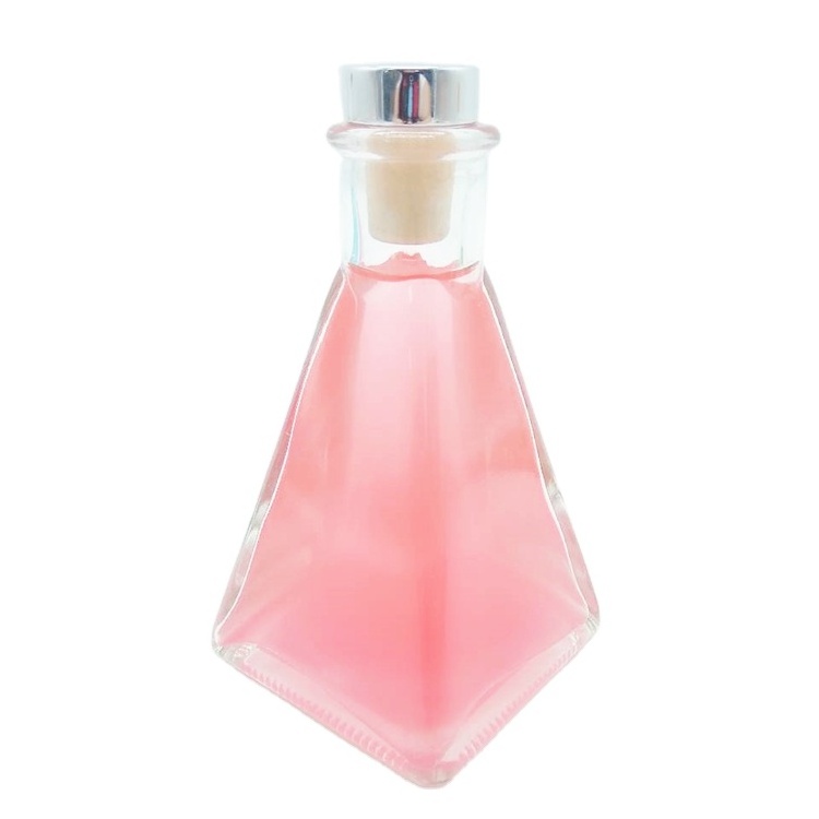 Small clear pyramid shaped square bottomed aroma diffuser glass bottles with cork lid 120ml