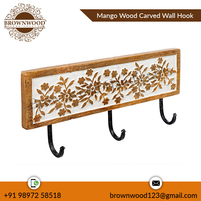 Natural Best Quality 3 Hooks Mango Wood Carved Living Room Wooden Coat Rack Clothes Hanger Wall Hook for Sale