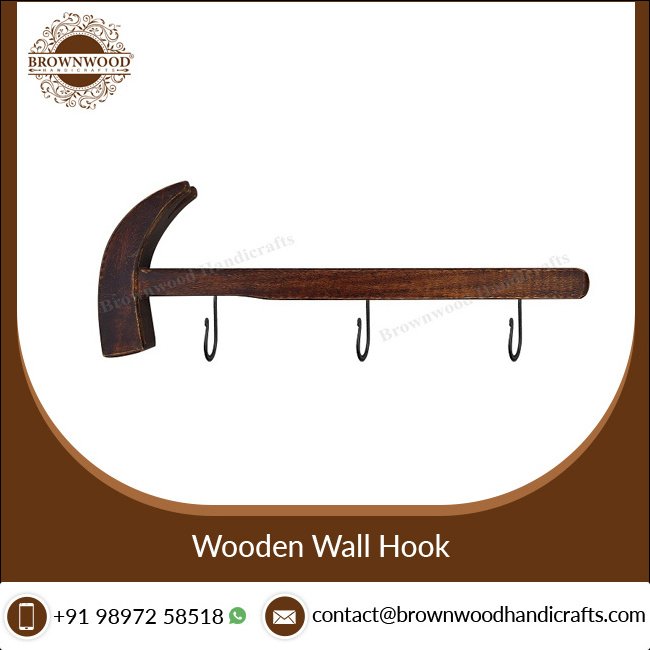 Top Quality Unique Design Dark Burnt Color Handmade Solid Mango Wood Hammer Shape Wall Hook from Indian Supplier