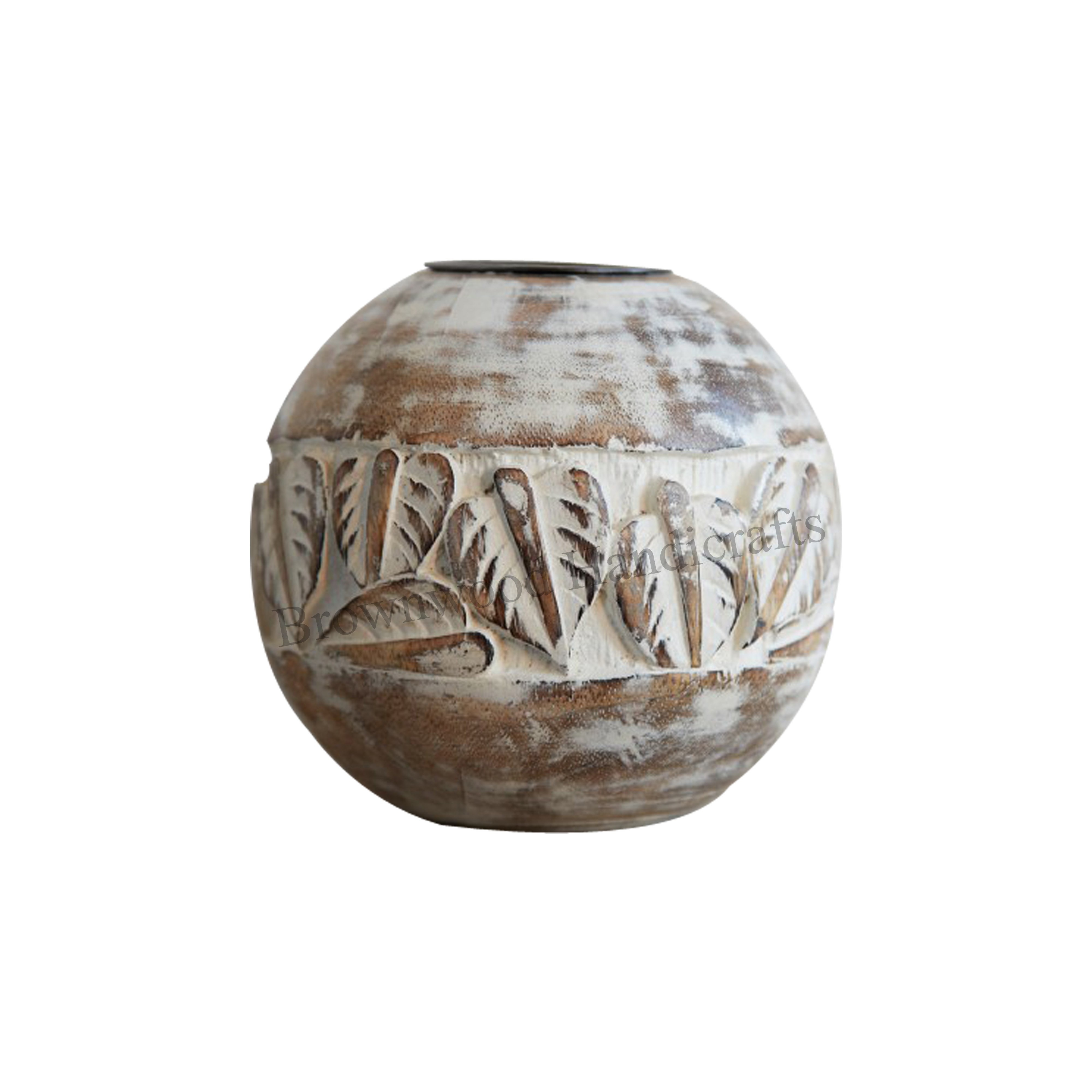 New Arrival Solid Wooden Hand Carved Round Ball Tea Light Candle Holder For Decor at Wholesale Price and Low MOQ