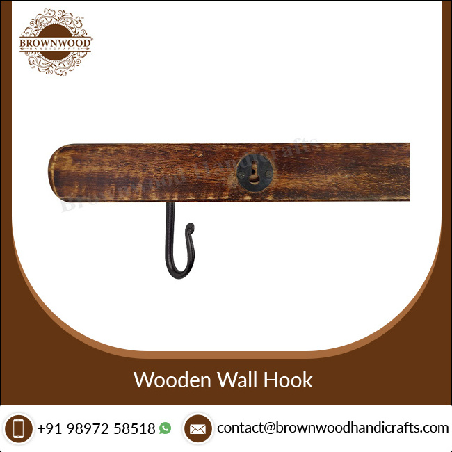 Top Quality Unique Design Dark Burnt Color Handmade Solid Mango Wood Hammer Shape Wall Hook from Indian Supplier